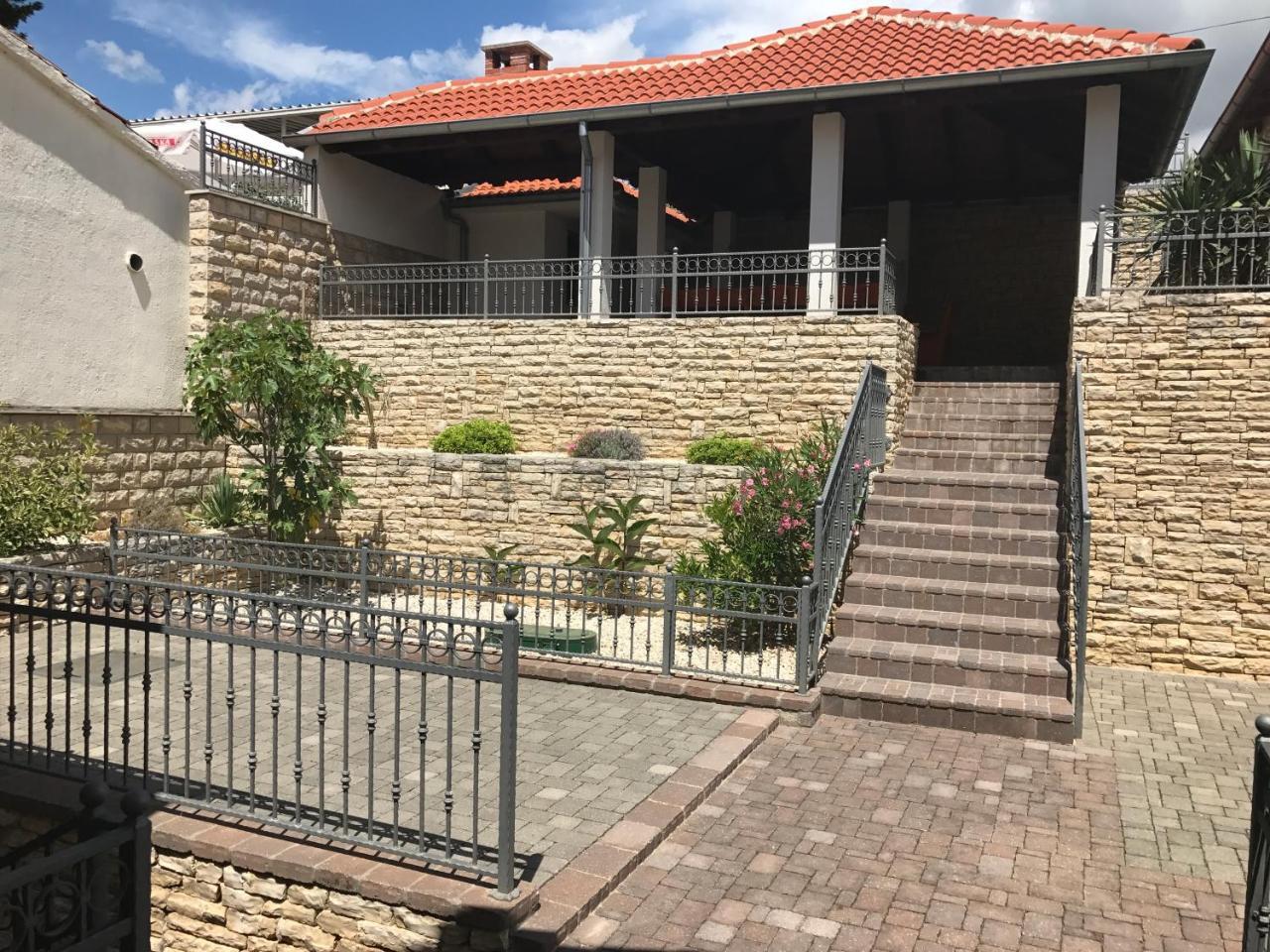 Apartments Marija سفيتي بيتار المظهر الخارجي الصورة